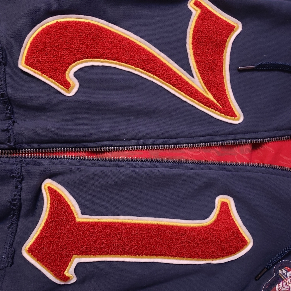 New Disney 40 year Anniversary Zipup hoody